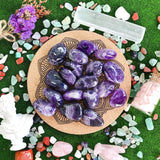 Amethyst Tumbled Polished Natural Healing Crystals Stones Bulk Stones Crystal for Energy Reiki Tumbling Cabbing Balancing Decoration Gemstones Crystal Healing Meditation Therapy Gift 100G