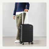 Amazon Basics 3-Piece Hardshell Suitcases Set (21", 26", 30"), Expandable For Up to 25% More Space, With Scratch-Resistant Finish, Four Multi-Directional Wheels, Rose Gold